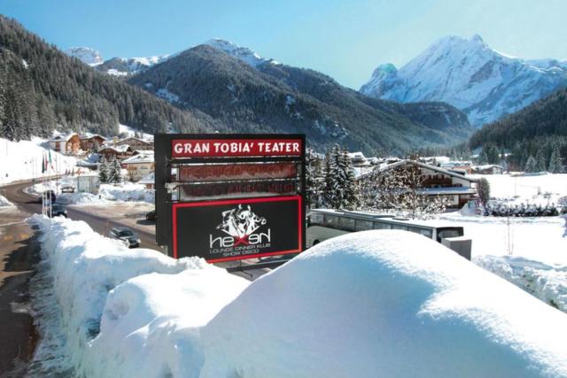 Sport Hotel & Club Il Caminetto, Canazei, Val di Fassa, Itálie,