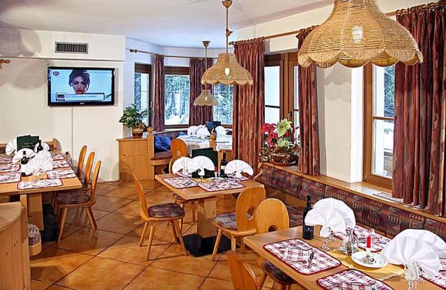 Hotel Villetta Maria, Canazei, Val di Fassa, Itálie, CK 