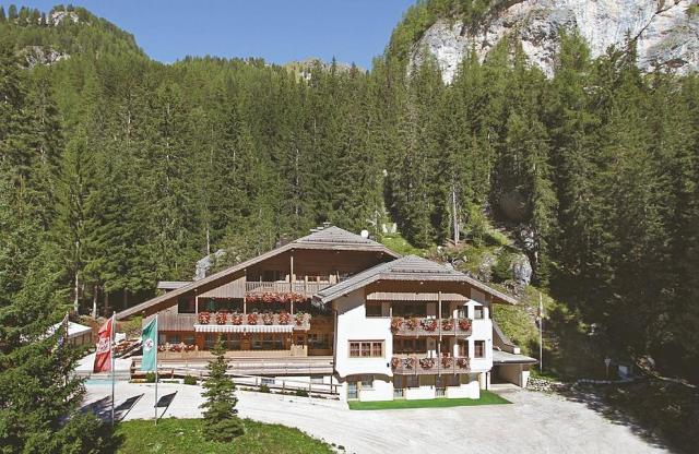 Hotel Villetta Maria, Canazei, Val di Fassa, Itálie, CK 