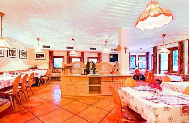 Hotel Villetta Maria, Canazei, Val di Fassa, Itálie, CK 