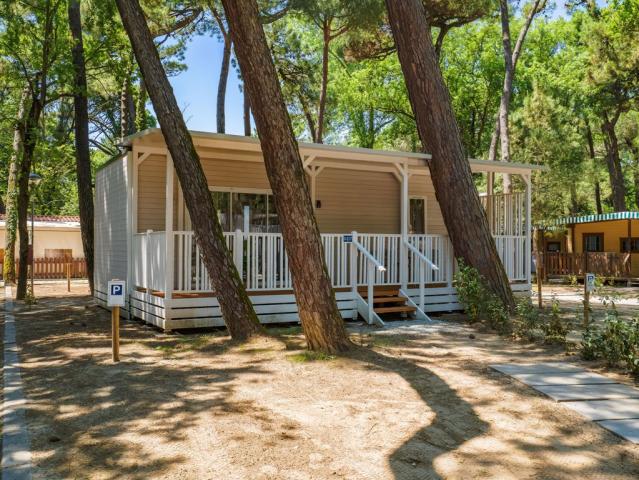 Lodge Superior, Sole Family Camping Village, CK 