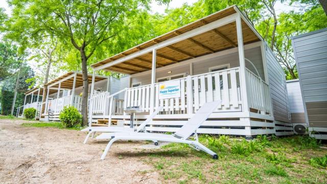 Mobilní dům HAPPY SUPERIOR AREA 6+1 . Lanterna Premium Camping,