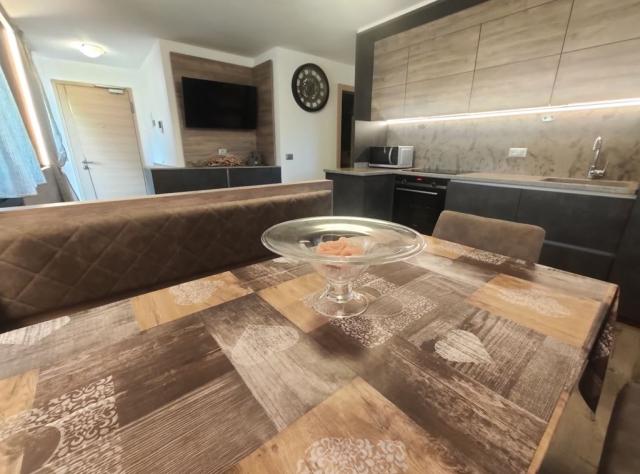 Dvouložnicový apartmán Trilo 5 A, Residence Al Toscana, Itálie,