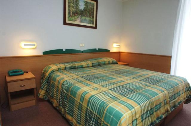 2lůžkový pokoj STANDARD, Sport Hotel Pampeago, Latemar, Itálie,