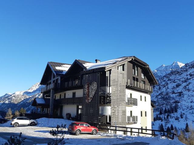 Family Hotel Adamello, Passo Tonale, Alpy, Itálie, Zimní dovole