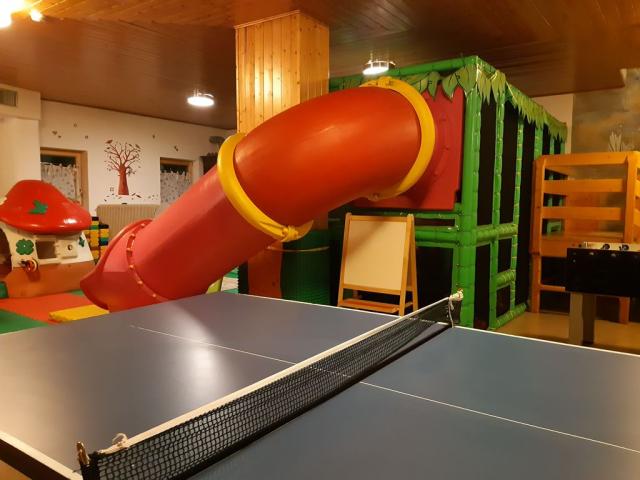 Family Hotel Adamello, Passo Tonale, Alpy, Itálie, Zimní dovole