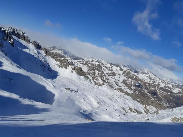 Family Hotel Adamello, Passo Tonale, Alpy, Itálie, Zimní dovole