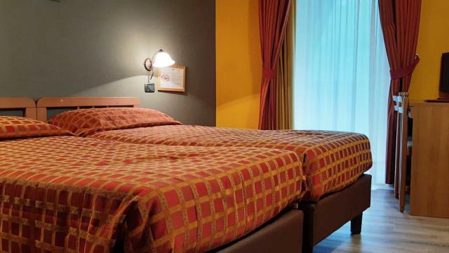 2lůžkový pokoj ALPINA, Hotel Adamello, CK 