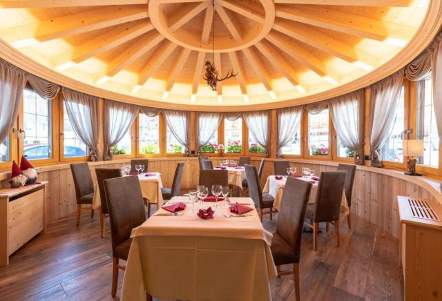Hotel Gardenia, Passo Tonale, Itálie, CK