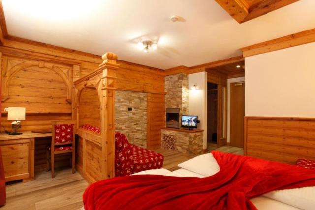 4lůžkový Junior Suite Family, Hotel Gardenia, Passo Tonale, Itá