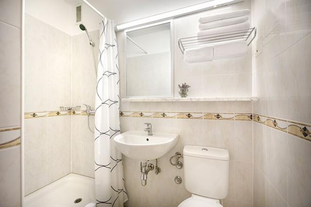 Veli Mel Sunny Hotel, Ostrov Rab, Kvarnerský záliv, Chorvatsko,