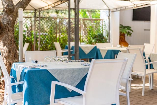 Porto Cesareo Camping, Apulie, Jižní Itálie, CK 