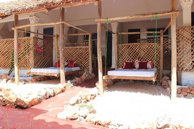 Poznávací zájezd na Zanzibar, Cestovní kancelář 