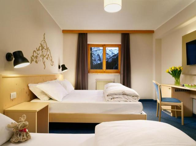 3lůžkový pokoj Standard, Hotel Principe Marmolada, CK 