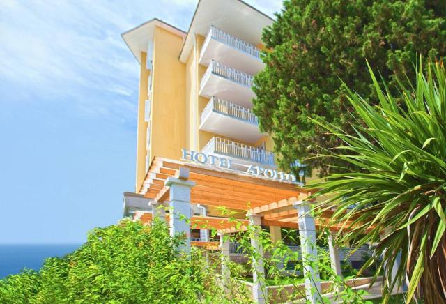 Wellness Hotel Apollo, Terme & Wellness LifeClass, Portorož, Sl