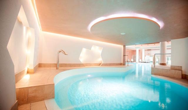 Wellness Hotel Apollo, Terme & Wellness LifeClass, Portorož, Sl