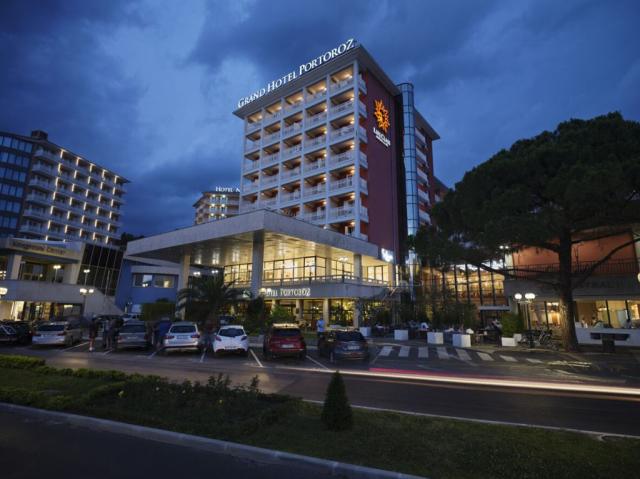 Wellness Hotel Apollo, Terme & Wellness LifeClass, Portorož, Sl