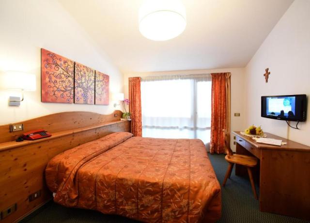 2lůžkový pokoj, Hotel Corona, Mareson di Zoldo, Itálie, CK 