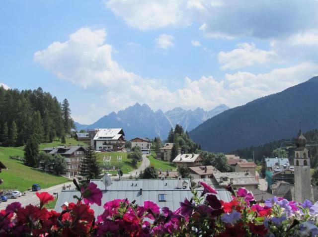 Hotel Corona, Mareson di Zoldo, Civetta, Veneto, Itálie, CK 