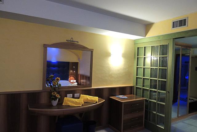 2lůžkový Junior Suite, Grand hotel Astoria, Itálie, CK 