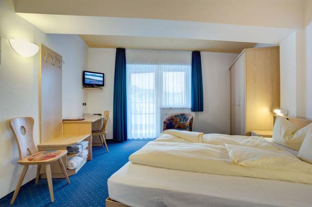 Dvoulůžkový pokoj s přistýlkou, Good Life Hotel Zirm, CK 