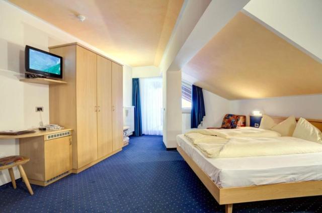 Dvoulůžkový pokoj, Good Life Hotel Zirm, Obereggen, CK 