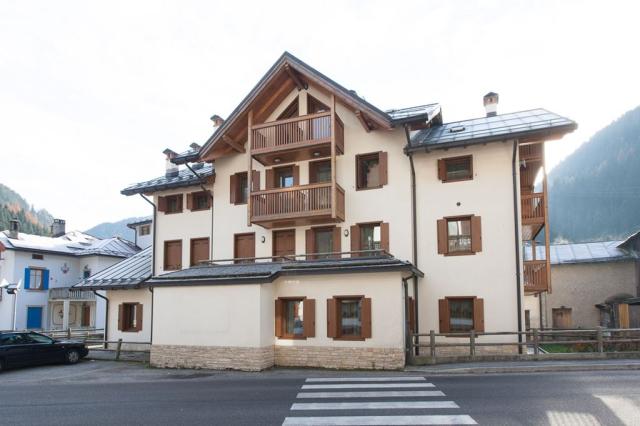 00Casa al Moro, Rocca Pietore centre, Veneto, Benátské Alpy, It