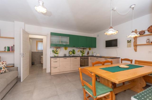 2ložnicový apartmán Trilo (77 m2) 4+1, CK 