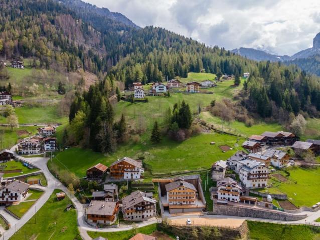 Chalet Laura, Alleghe, Civetta, Benátské Alpy, Itálie, CK