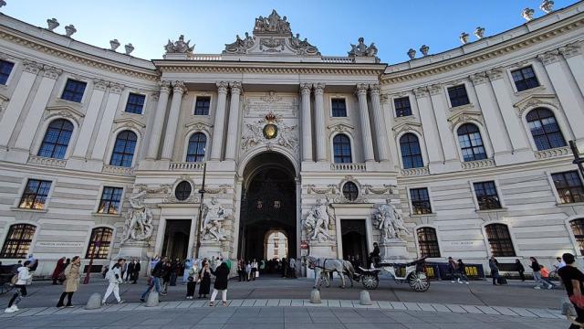 Vídeň - zámek Hofburg