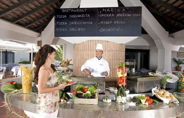 Lanterna Resort