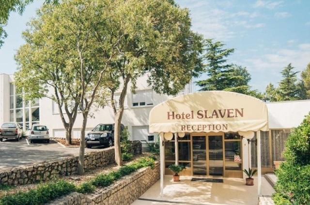 Pavilony Slaven