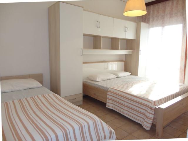 Holiday trilo 28 (3)