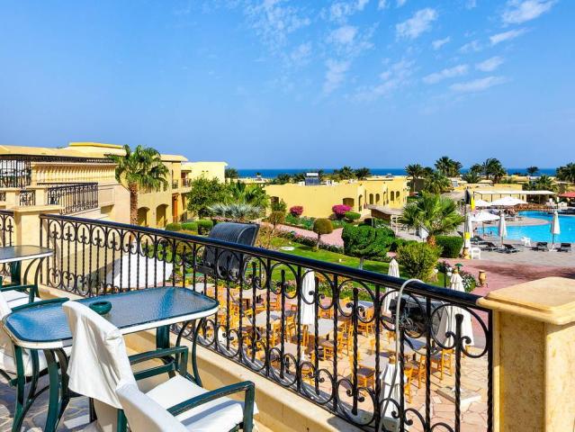 Three Corners Fayrouz Plaza Beach Resort