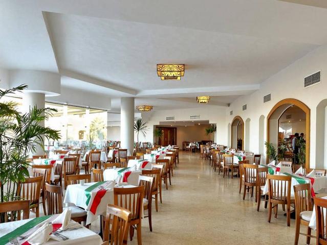 Three Corners Fayrouz Plaza Beach Resort