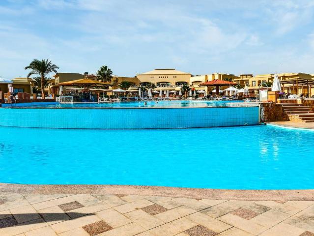 Three Corners Fayrouz Plaza Beach Resort
