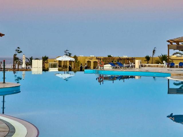 Three Corners Fayrouz Plaza Beach Resort