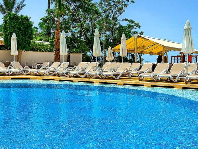 Saray Beach