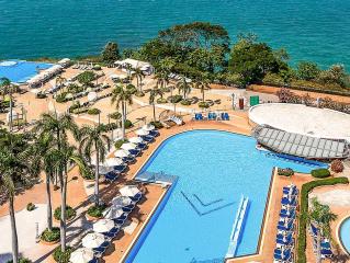 Royal Cliff Beach