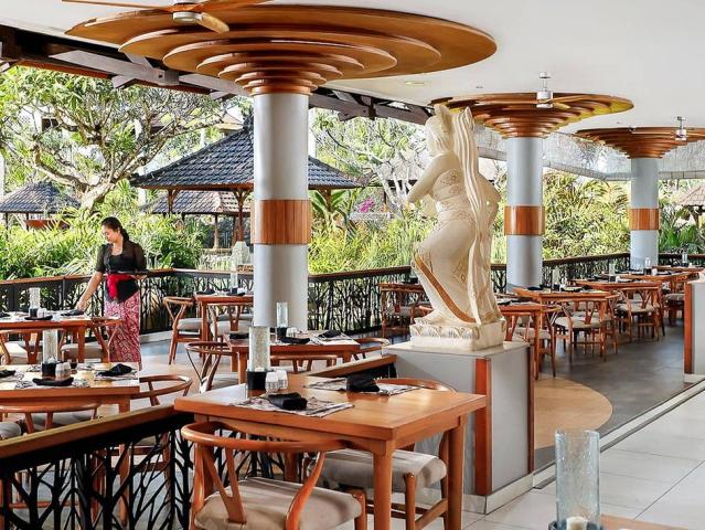 Nusa Dua Beach Hotel & Spa