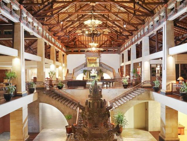 Nusa Dua Beach Hotel & Spa