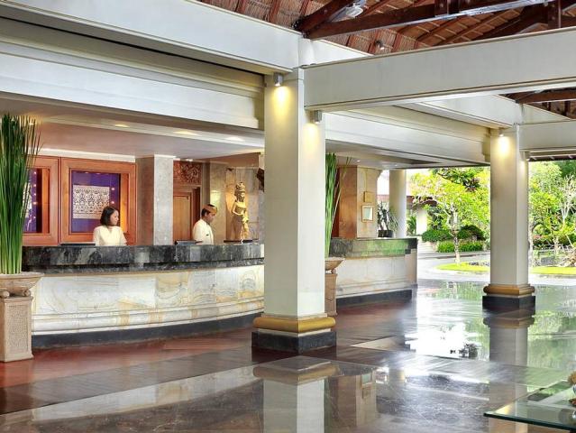 Nusa Dua Beach Hotel & Spa