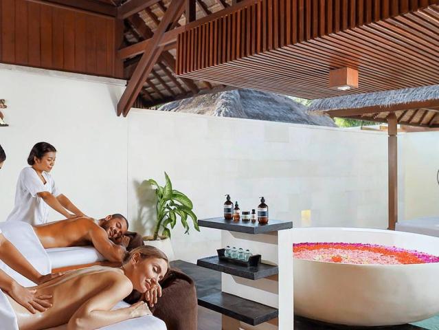 Nusa Dua Beach Hotel & Spa