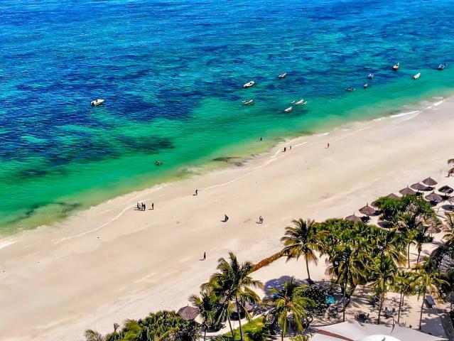 Southern Palms Beach Resort
