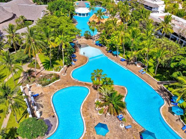 Southern Palms Beach Resort