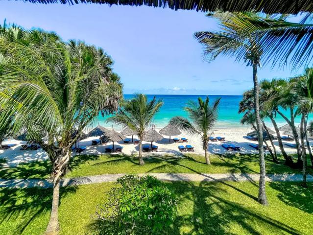 Southern Palms Beach Resort