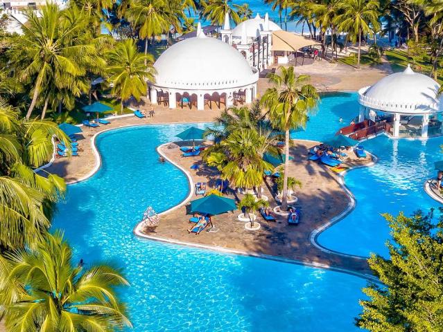 Southern Palms Beach Resort