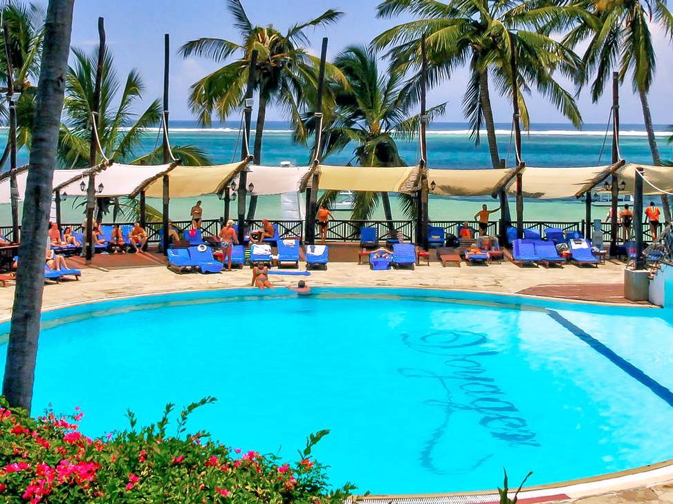 Voyager Beach Resort