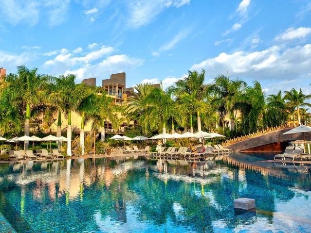 Lopesan Baobab Resort