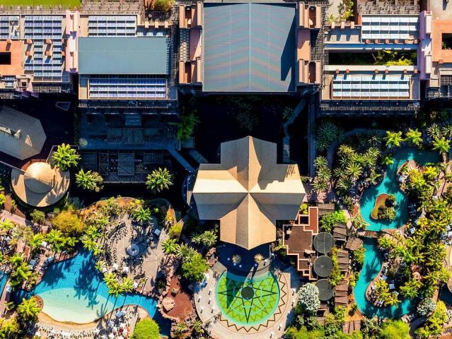 Lopesan Baobab Resort